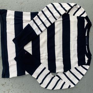 Tommy Hillfiger sweater